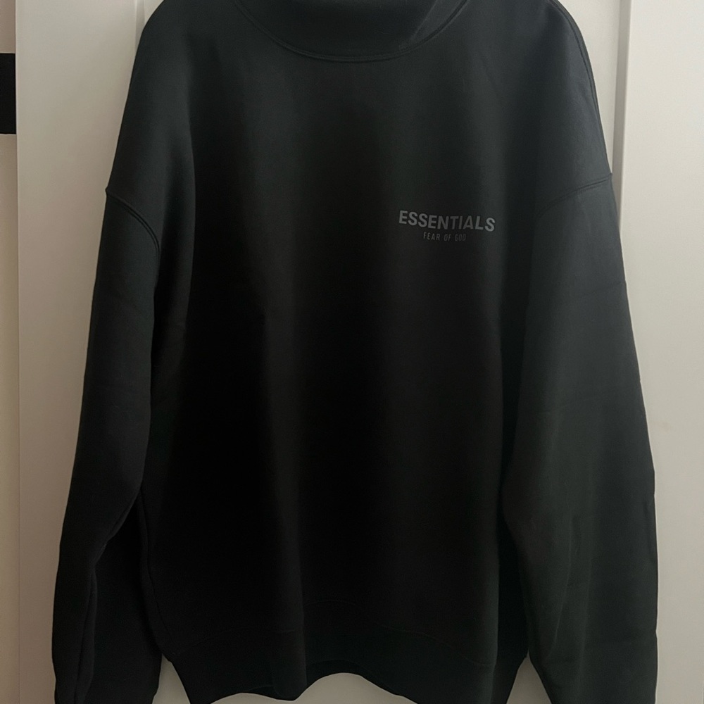 Fear of God Essentials NWOT Mockneck Sweater Black